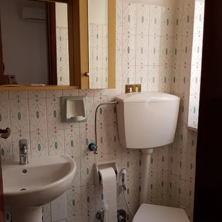 Meuble Andrea Doria 3* Торре-дель-Лаго-Пуччини